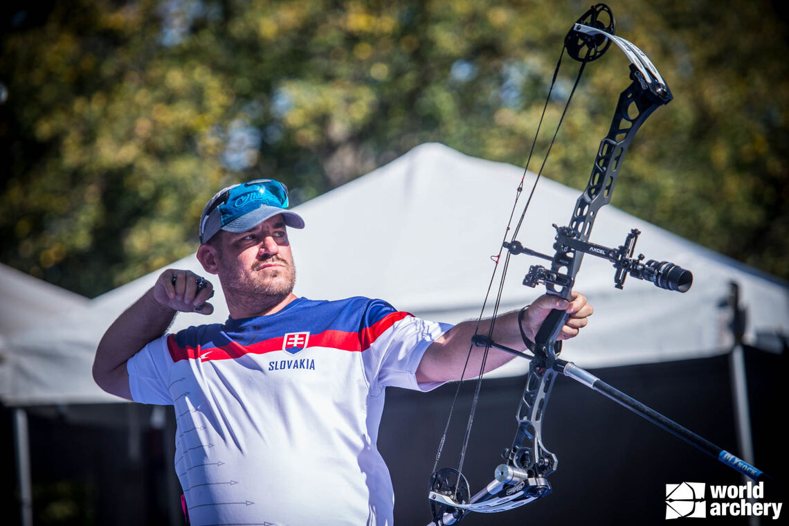 Jozef Bosanksy shoots at the Yankton 2021 Hyundai World Archery Championships. 