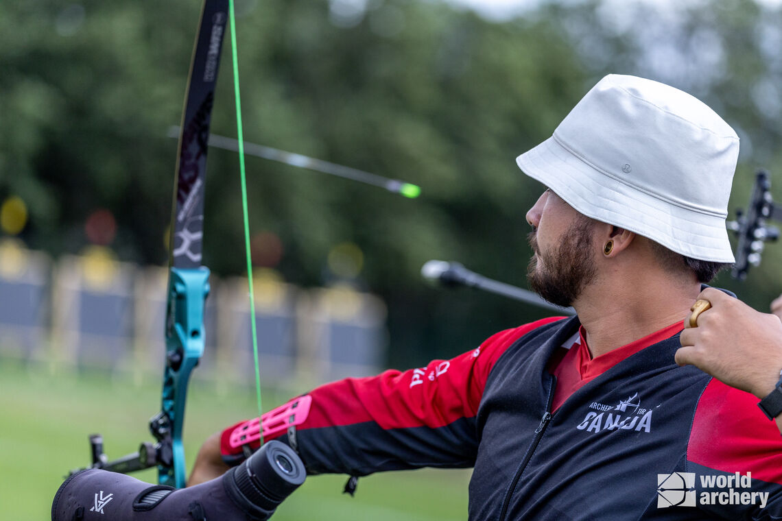Eric Peters making recurve men’s final eight in Berlin.
