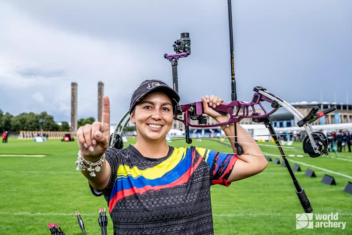 Sara Lopez a entamé en beauté la défense de son titre mondial.