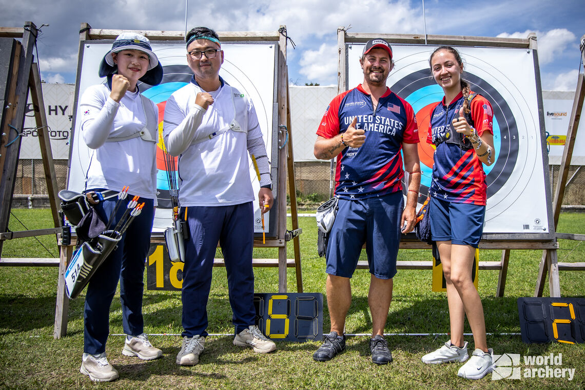 Korea and USA reaching recurve mixed team gold final in Medellin.