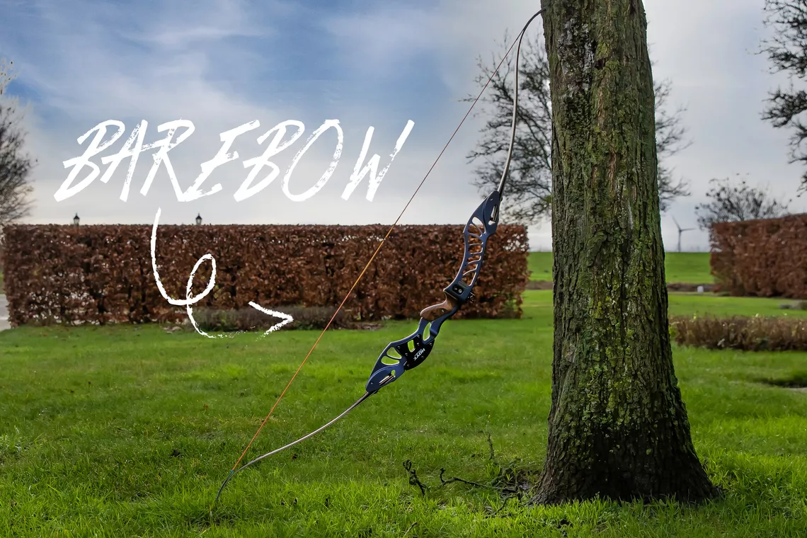 Annotated picture of a barebow.