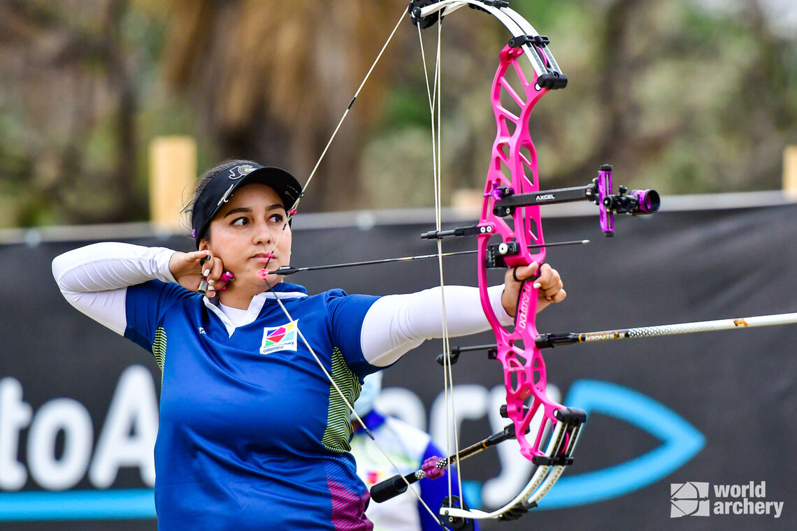 Sara Lopez shoots during finals at the Pan American Championships in 2021.