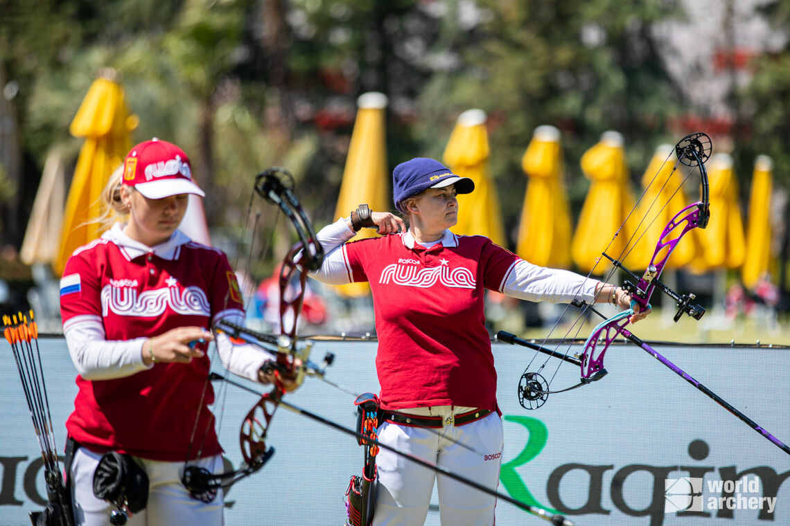 Natalia Avdeeva shoots during the compound women’s final against Arina Cherkezova at the 2021 European Grand Prix in Antalya.