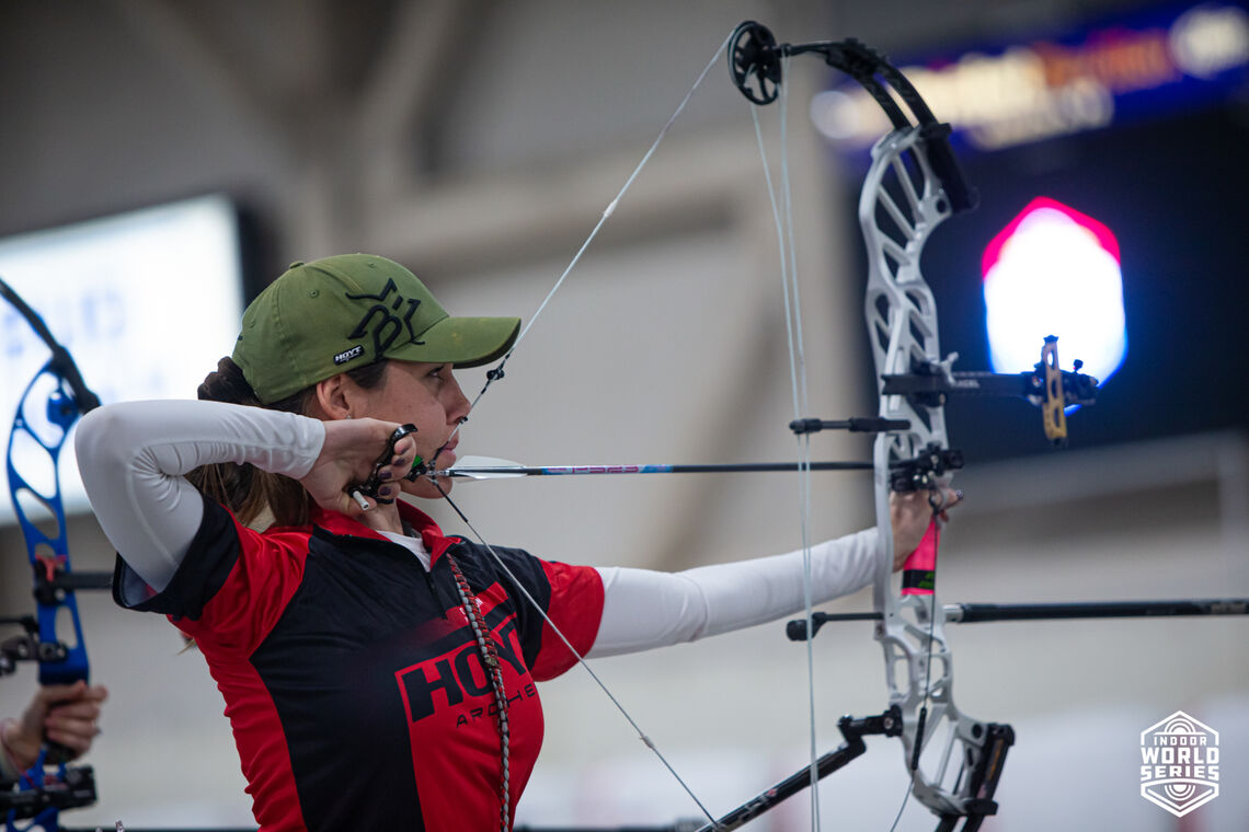 Toja Ellison in action at the 2022 Indoor Archery World Series Finals