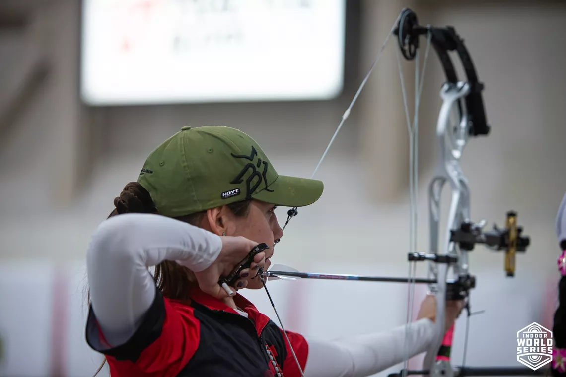 Toja Ellison in action at the 2022 Indoor Archery World Series Finals