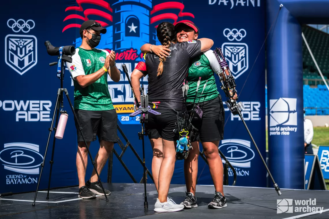 Dafne Quintero caused the upset of the event, beating world number one Sara Lopez to gold.