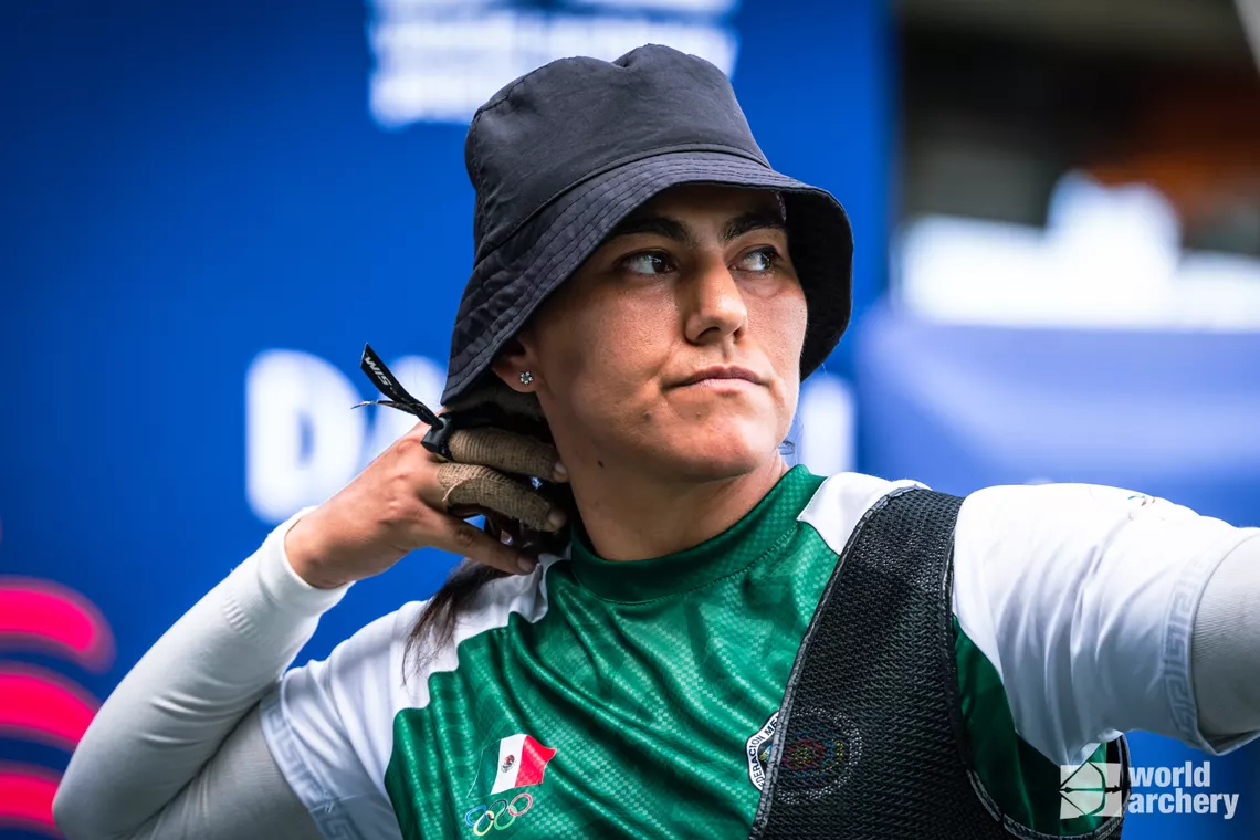 Alejandra Valencia releases during the finals in Puerto Rico.
