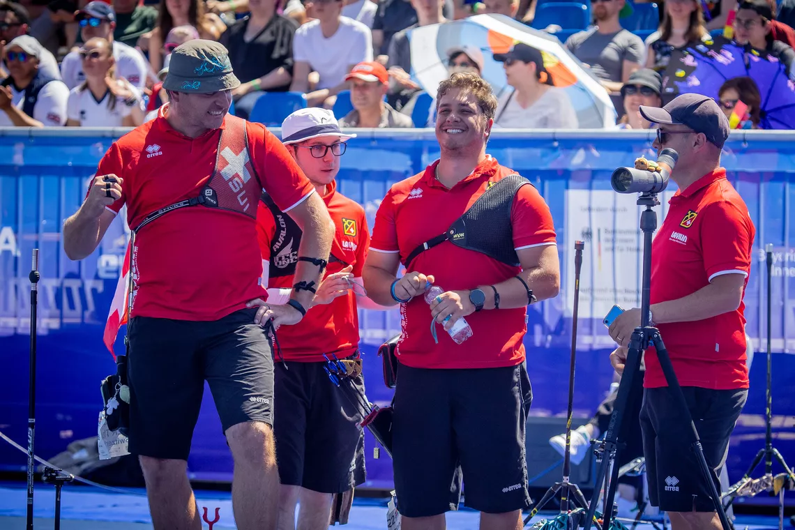 The Swiss recurve men's team claim bronze at Munich 2022