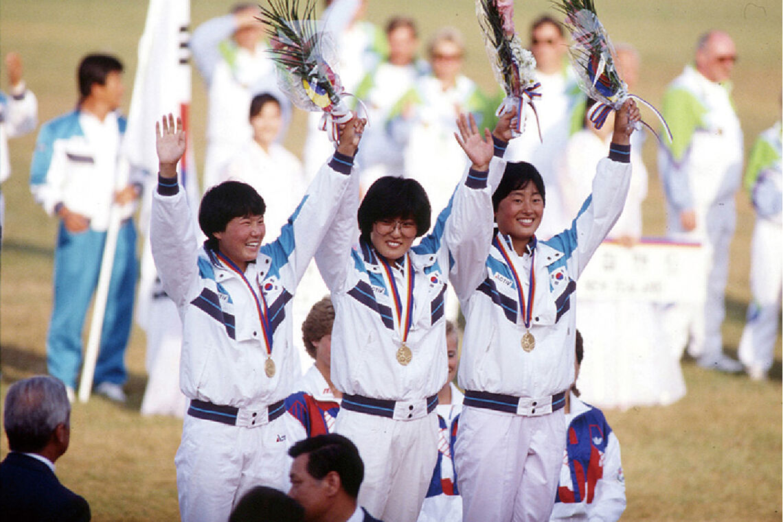 The winning Korean women’s team at Seoul 1988.