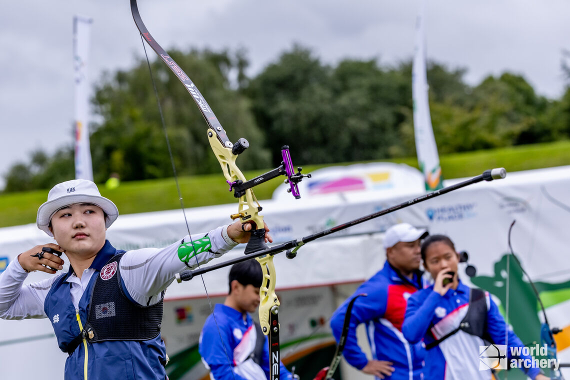 Yeom Hyejeong shoots for Korea during the recurve under-21 mixed team final against Chinese Taipei.