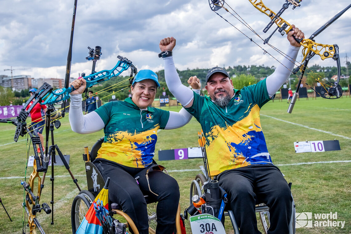 Jane Gogel and Reinaldo Charao qualified Brazil two early places.