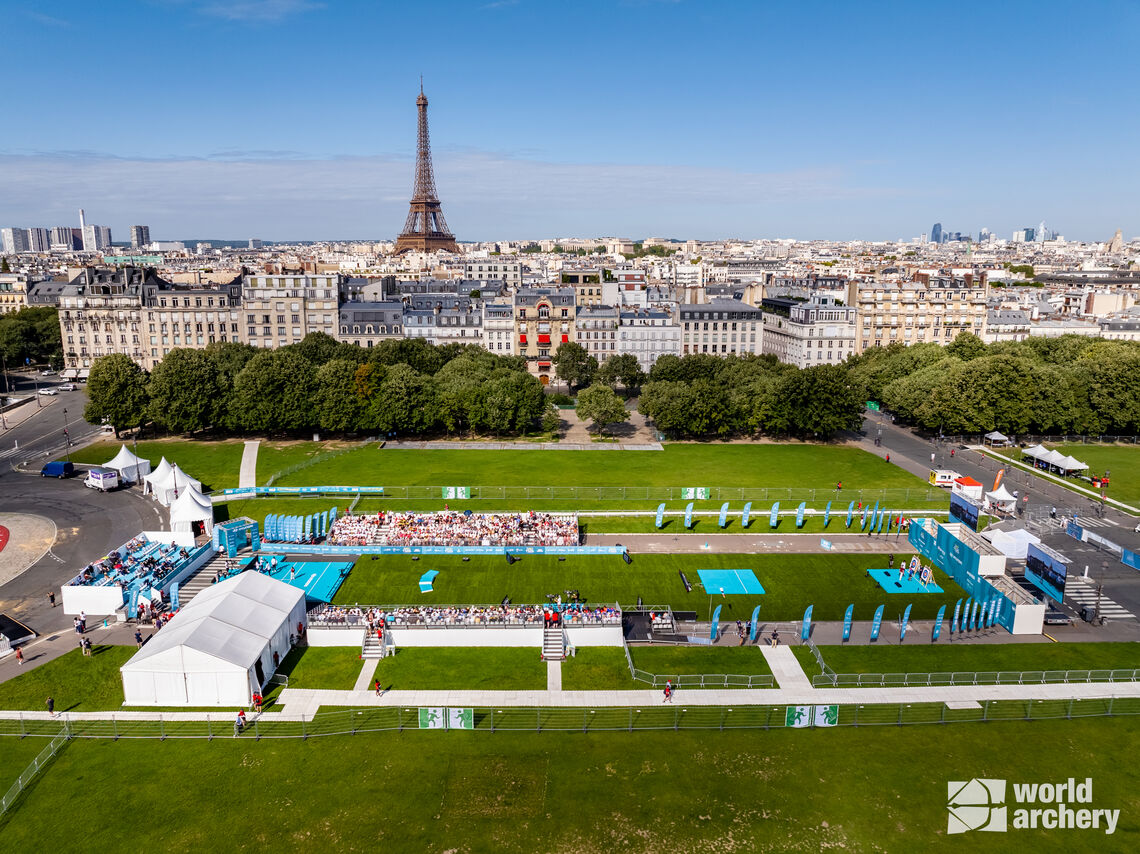 The location of the archery tournament, between Les Invalides, the Eiffel Tower and the Grand Palais is exceptional.