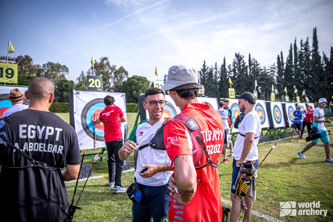 Mete talks at the target in Antalya in 2024.