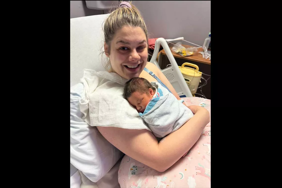 Tracy Otto a happy mother with newborn daughter Rylee.