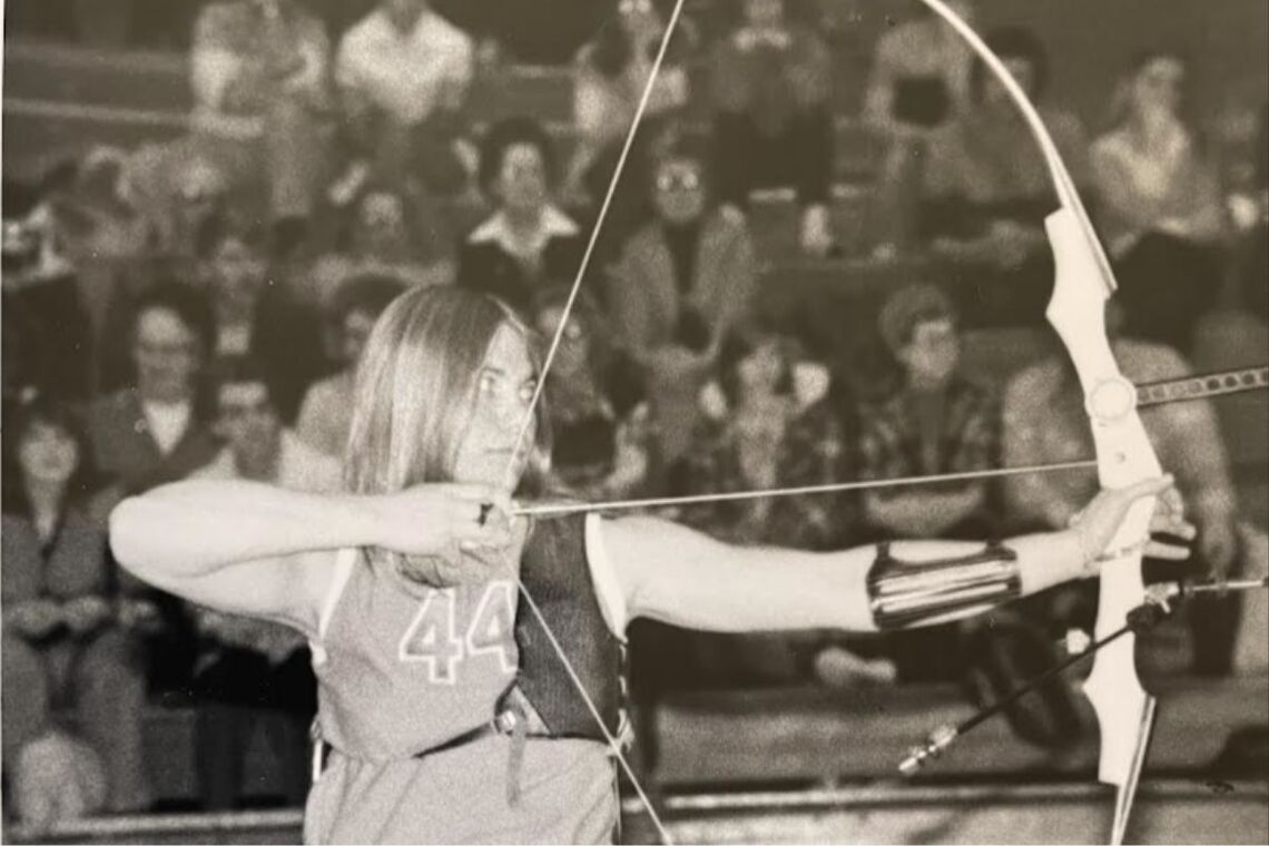 Susan Hagel competing at a local competition in her hometown 1979-1980.