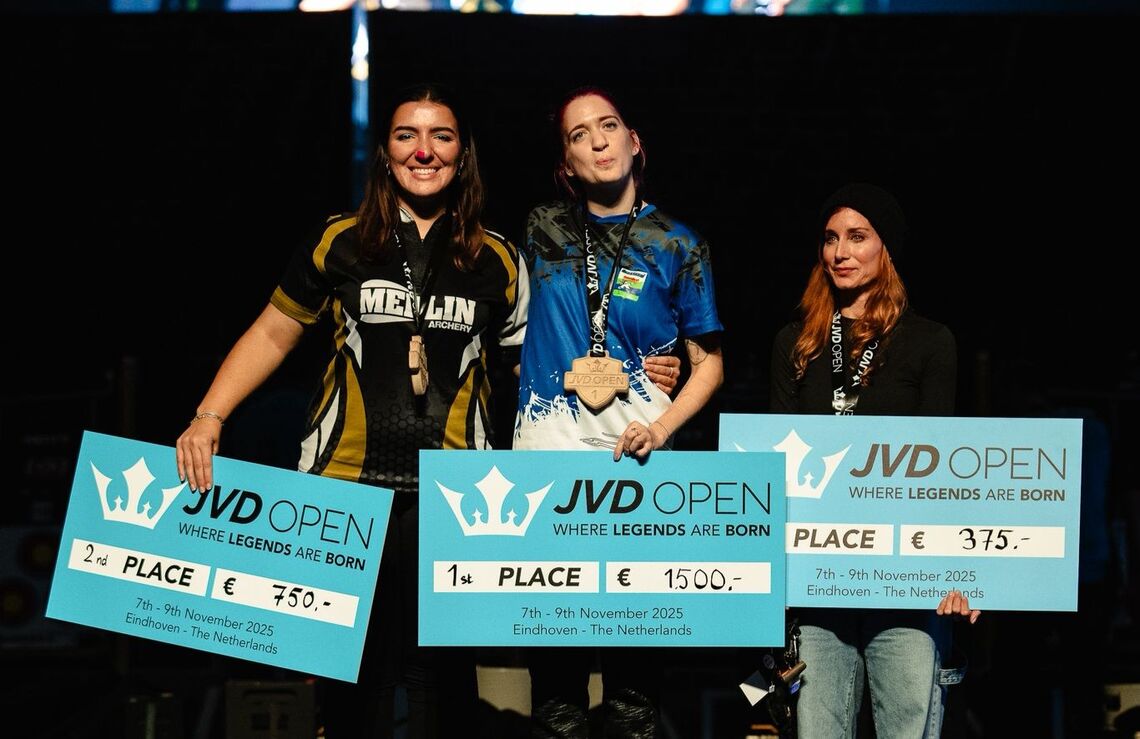 Illaria Knibb on the Kings of Archery Series podium.