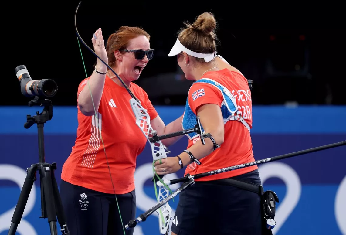 Naomi coaching Havers