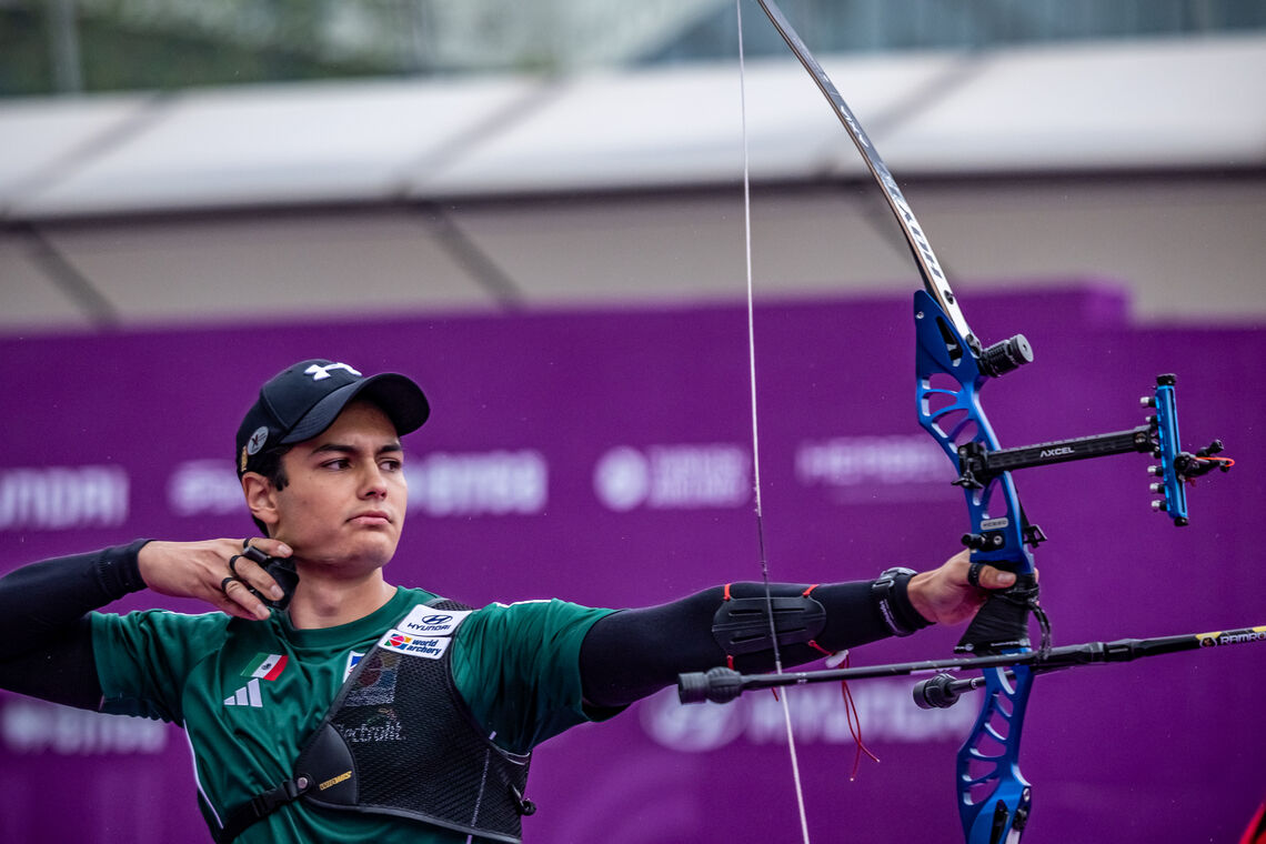 Matias Grande shooting at the Nanjing 2025 World Cup Final.