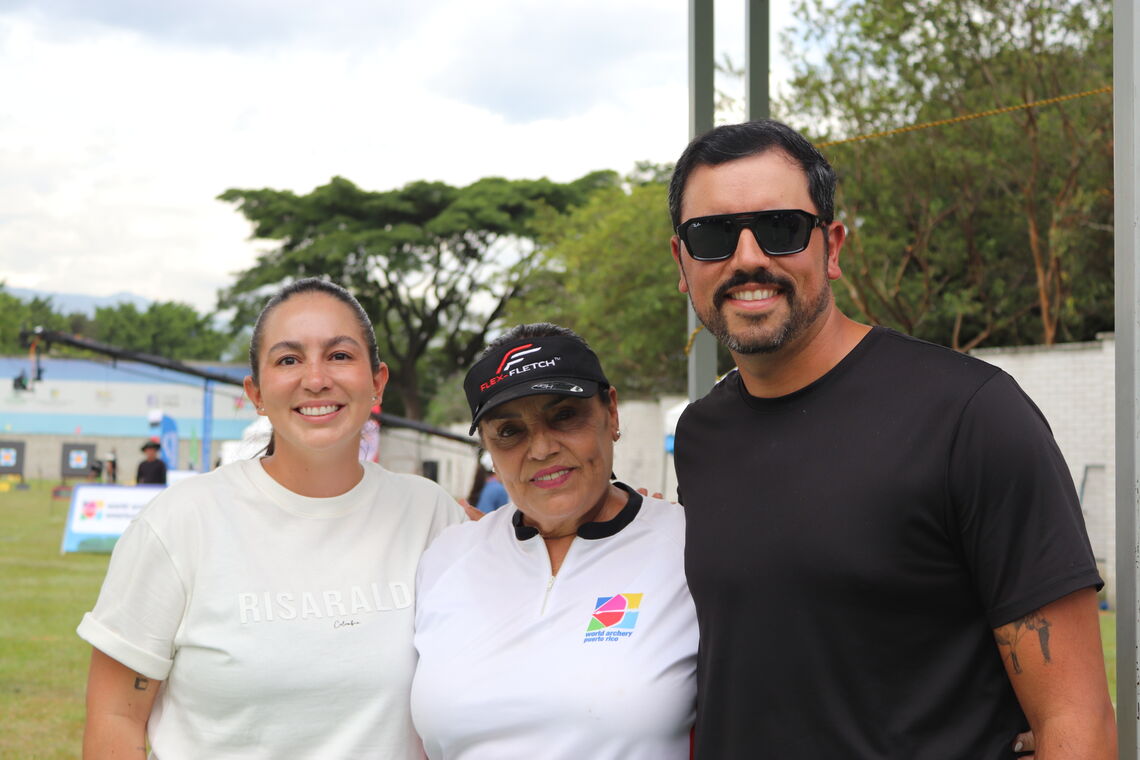 María LAtorre with Jean Pizarro and Sara López