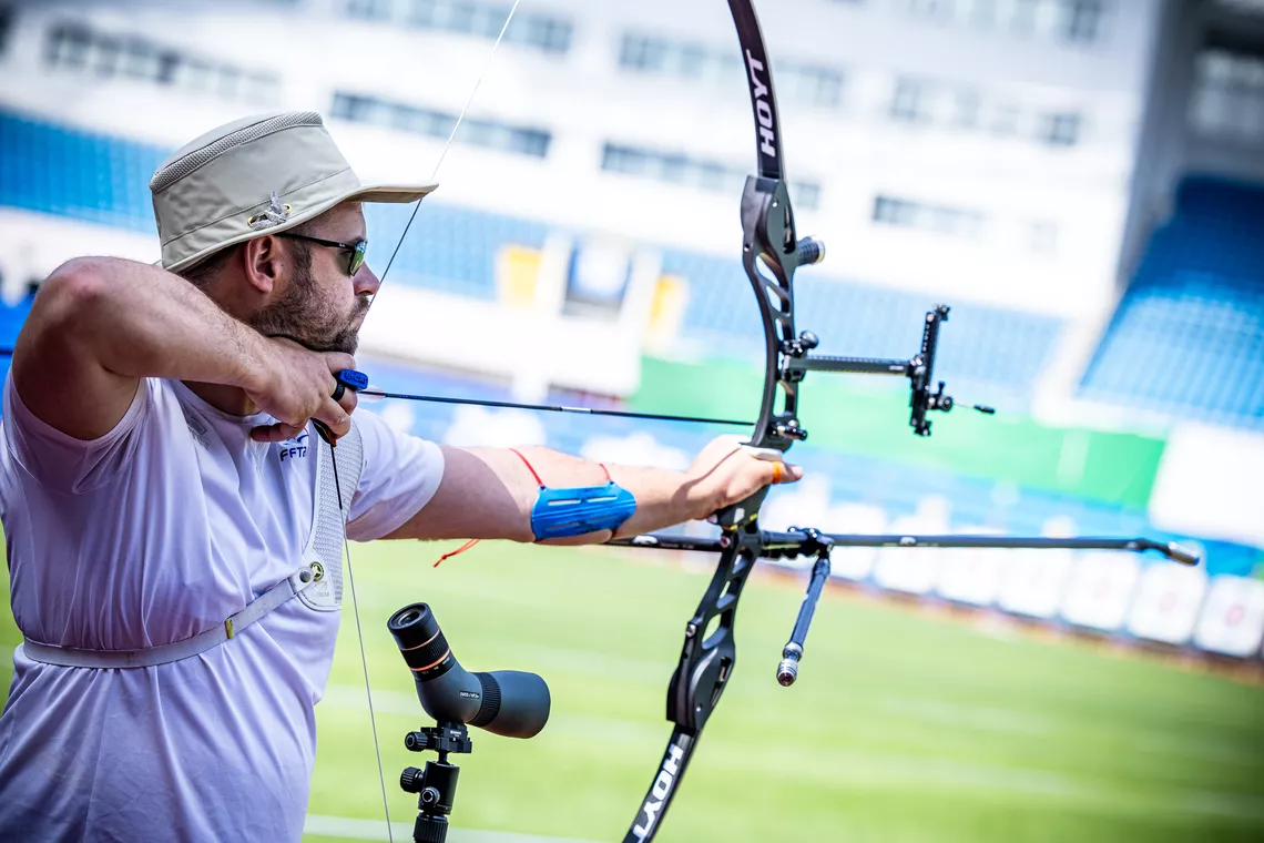 Jean Charles Valladont aiming in Shanghai.
