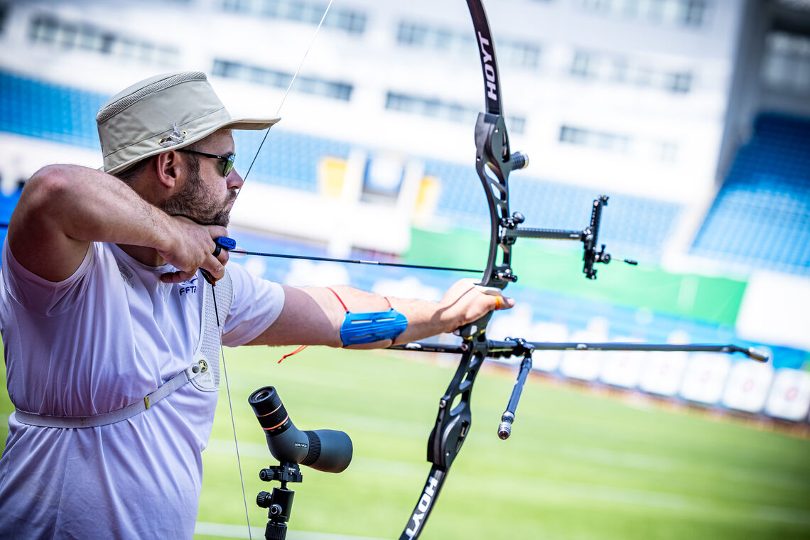 Jean Charles Valladont aiming in Shanghai.