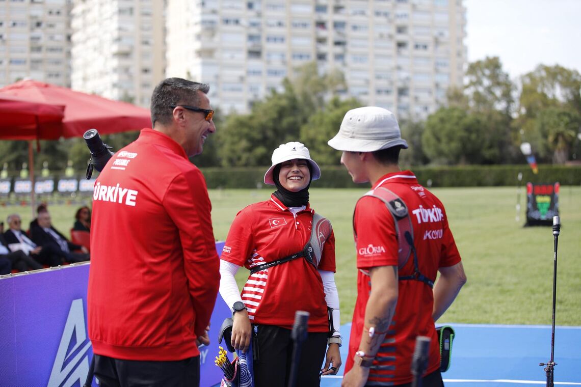 Coach Yusuf Goktug Ergin with Elif Gokkir and Berkay Akkoyun in Antalya 2026 European Grand Prix.