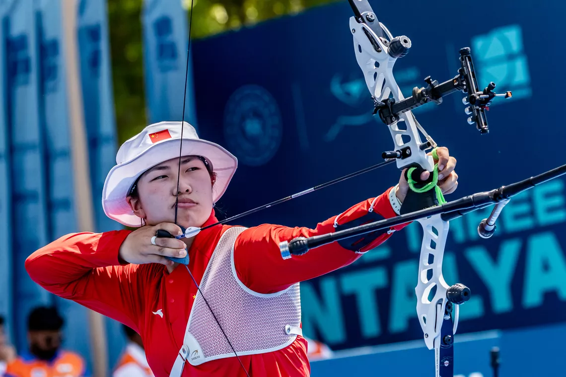 Zhu Jingyi shooting at Antalya 2026 Hyundai Archery World Cup.