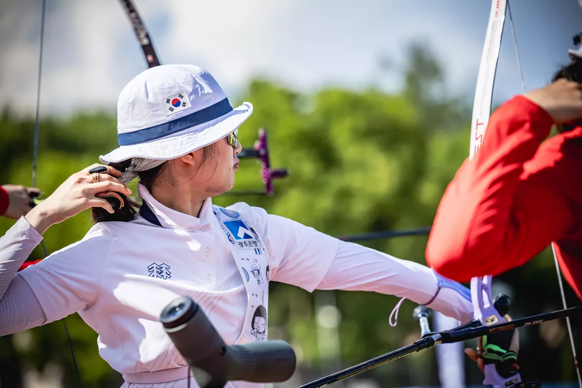 Oh Yejin looking on just after releasing an arrow at Antalya 2026.