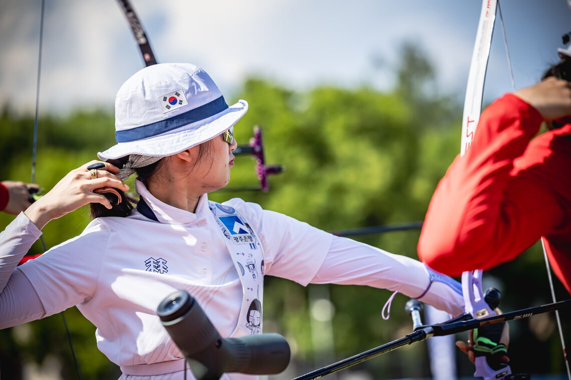Oh Yejin looking on just after releasing an arrow at Antalya 2026.