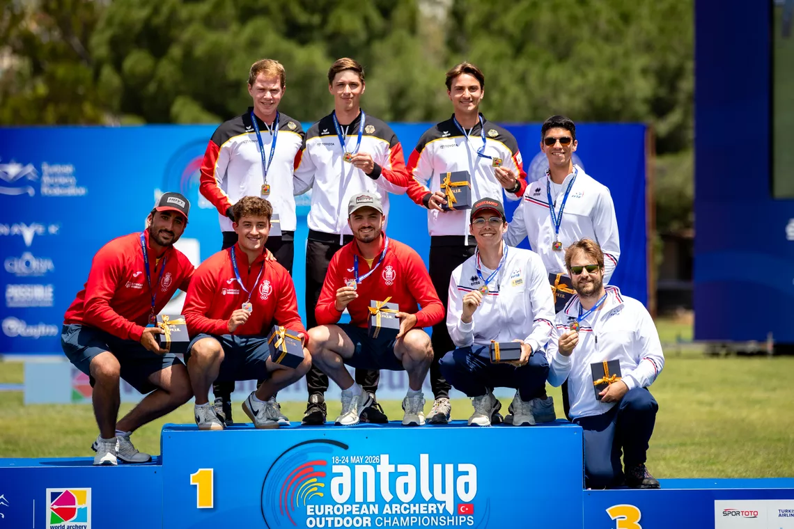 Spanish recurve men won silver at 2026 European Championships in Antalya.