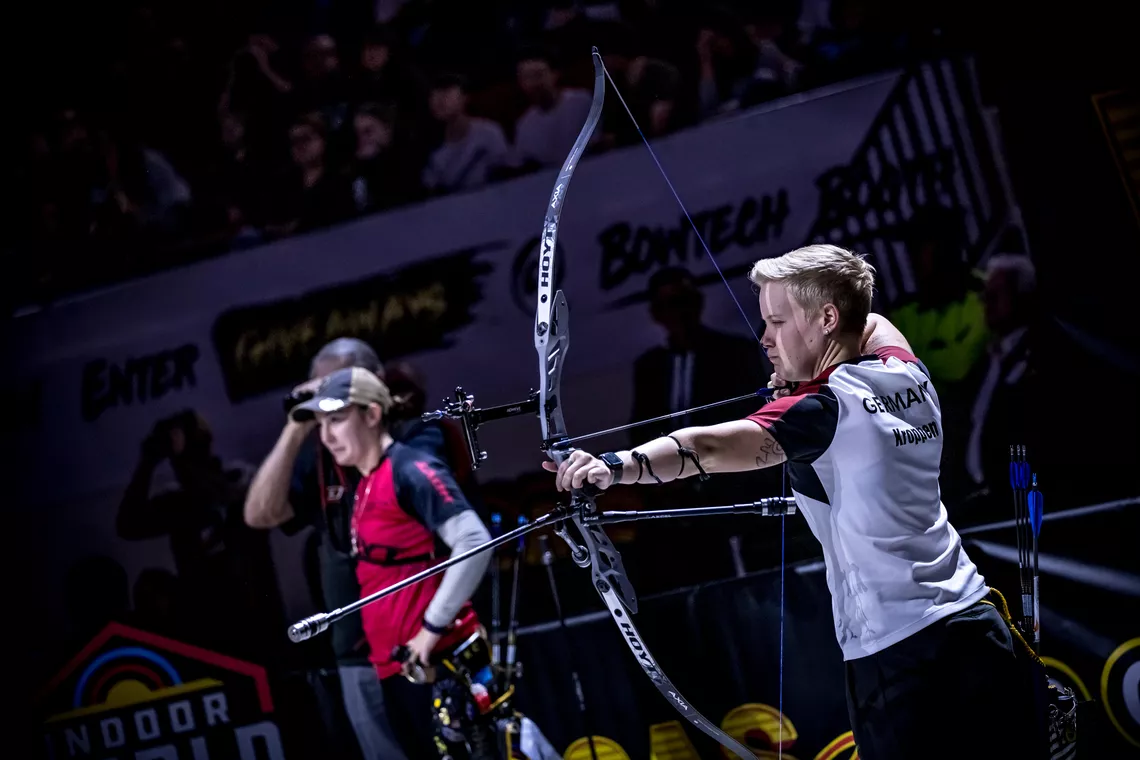 Michelle Kroppen aiming at the 2024 Vegas Shoot recurve women's final.