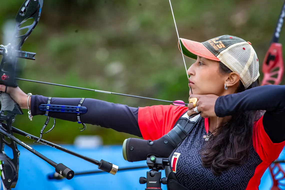 Daniela Cecilia Campos Marzano aiming at Santiago 2026.