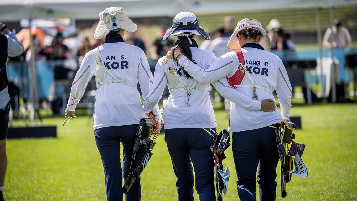 The Korean women’s team after losing in Berlin.