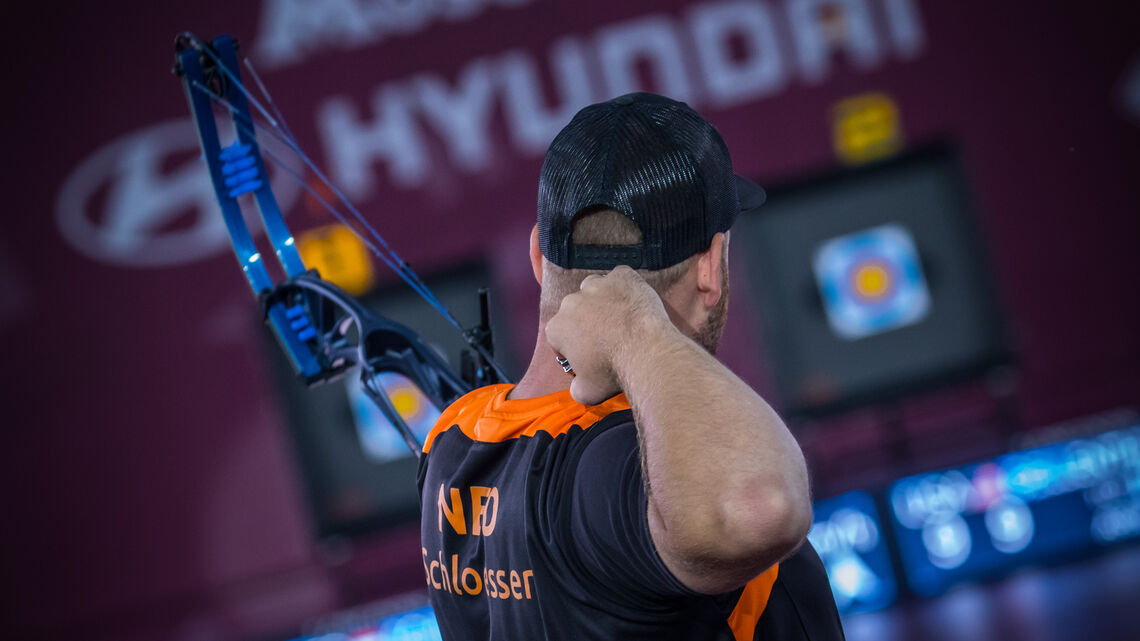 Mike Schloesser shoots during the Hyundai Archery World Cup Final in 2019.