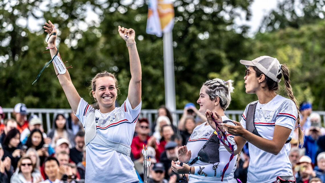 Lisa Barbelin and teammates won silver at 2023 World Archery Championships.
