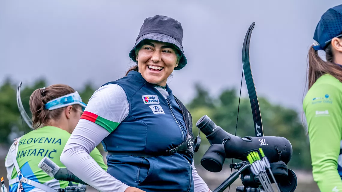 Alejandra Valencia tops recurve women’s qualifying in Berlin.