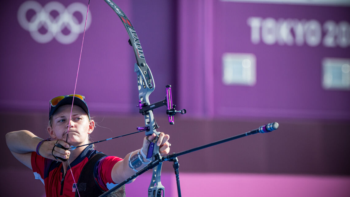 Mackenzie Brown shoots at the Tokyo 2020 Olympic Games. 