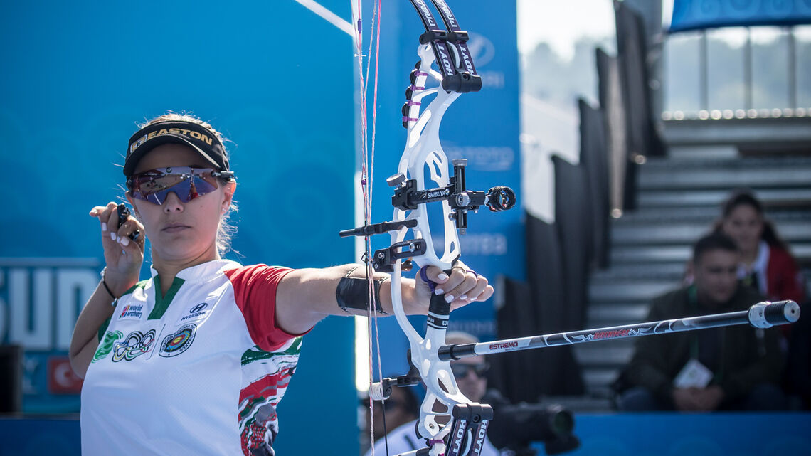 Linda Ochoa-Anderson shoots at the Hyundai Archery World Cup Final in 2018.