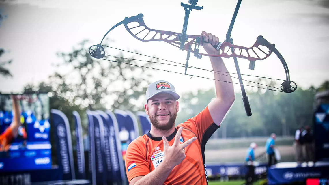 Mike Schloesser wins his third World Cup trophy