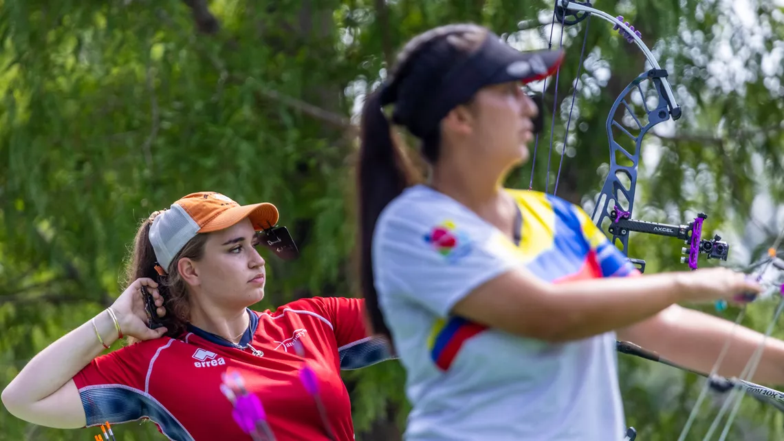 Ella Gibson at the 2022 World Games against Sara Lopez
