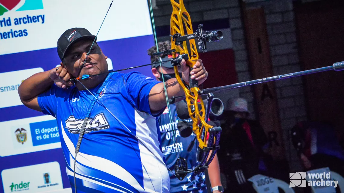 El Salvador's Hernandez in action on the 2021 World Cup tour