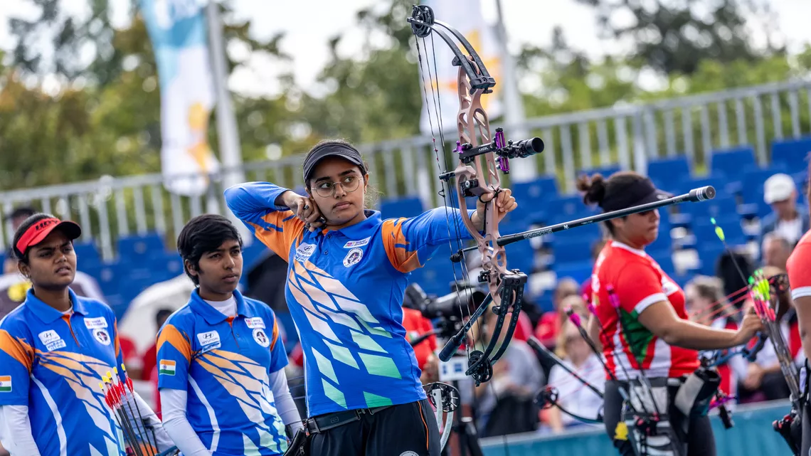 India compound women's team