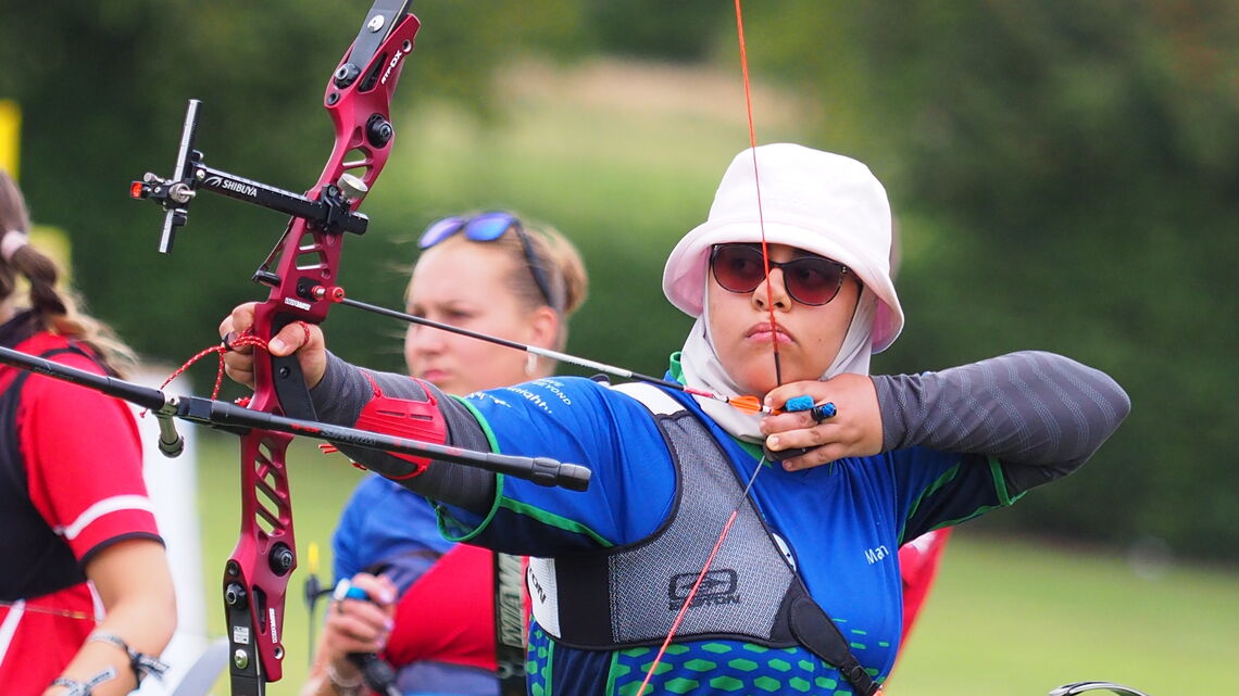 Marjan Abdelfattah aiming at 2025 Archery GB Youth Festival in Lilleshall.