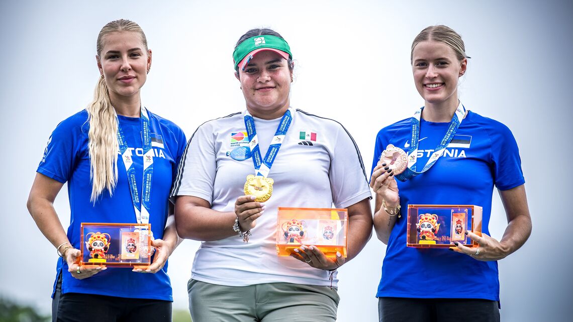 Compound women's podium