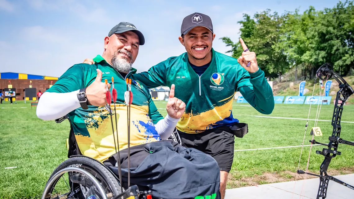 Para Pan Champs