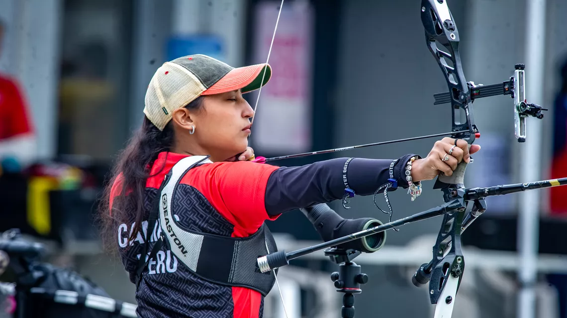 Daniela Cecilia Campos Marzano aiming at Santiago 2026.