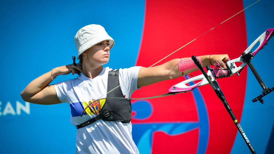 Alexandra Mirca's perfect balance: Elite archer and mother | World ...