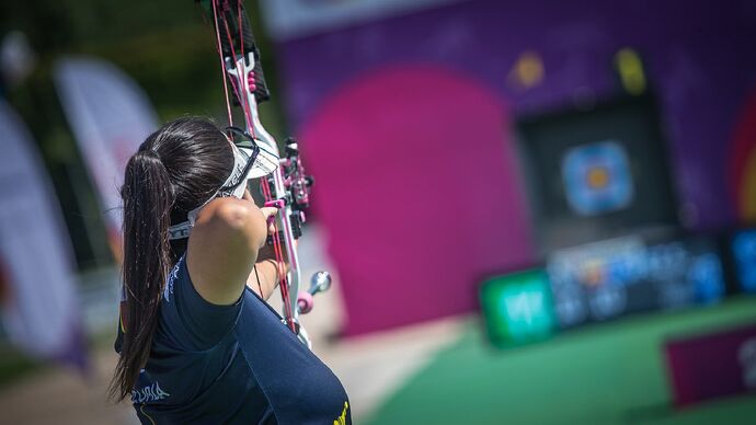 Sara Lopez shoots at the Wroclaw 2017 World Games.