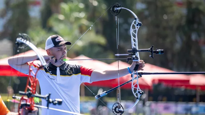 Moritz’s breakthrough season continues with second U21 world record