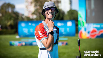 Mete Gazoz celebrates winning the Spring Arrows in 2023.